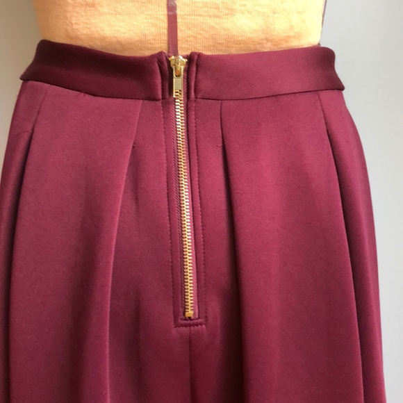 Chelsea&Theodore Burgundy PointeKnit Skirt - Picture 5 of 10